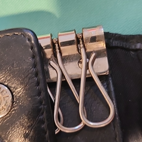 Chanel Black Cambon Ligne Leather Key Holder - Picture 14 of 14